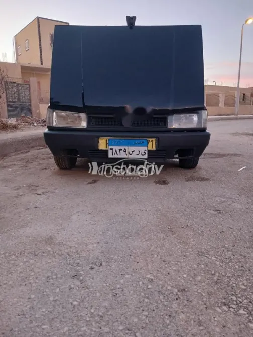 فيات شاهين 1997 أحمر غامق مستعملة للبيع - 8