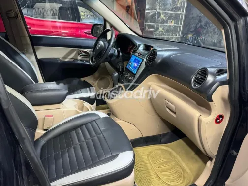 Kia Carens 2012 Black Used for Sale - 7