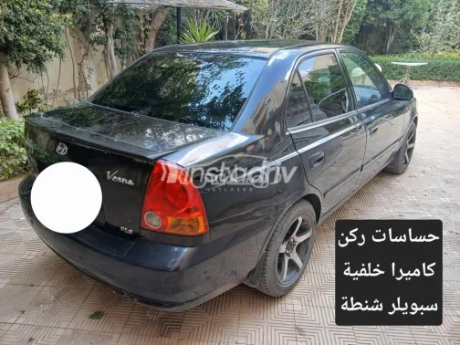 هيونداي فيرنا 2012 أسود مستعملة للبيع - 2