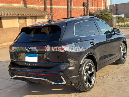 Volkswagen Tiguan 2025 White Used for Sale - 6