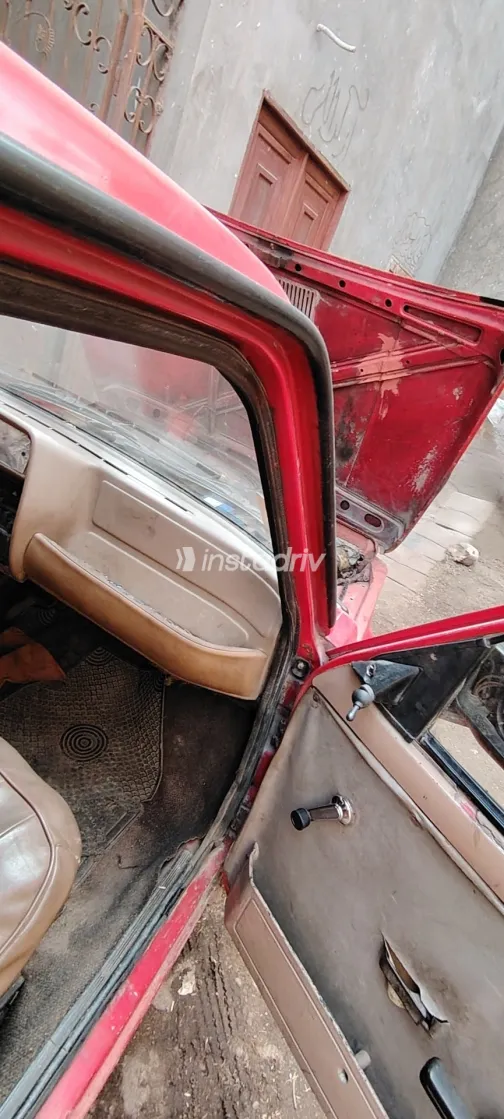 فيات 127 1984 أبيض مستعملة للبيع - 2