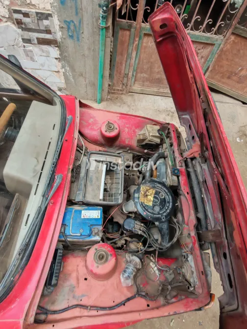 فيات 127 1984 أبيض مستعملة للبيع - 9