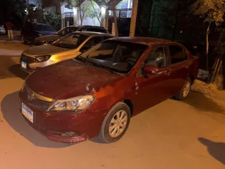 بى واى دى‬ F3 2019 أبيض مستعملة للبيع