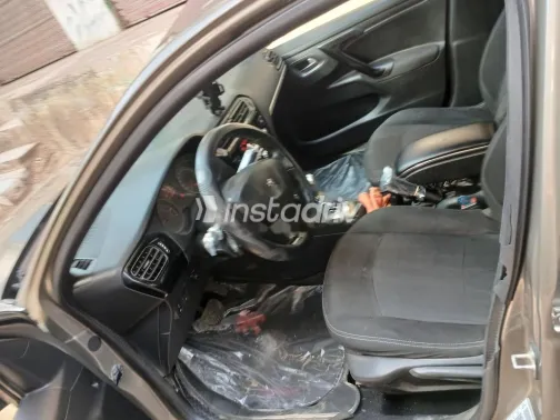 بيجو 301 2014 رمادي مستعملة للبيع - 4