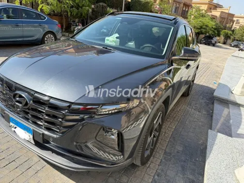 Hyundai Tucson 2022 White Used for Sale - 3