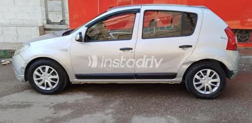 Renault Sandero 2013 Silver Used for Sale - 2