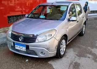 Renault Sandero 2013 Silver Used for Sale