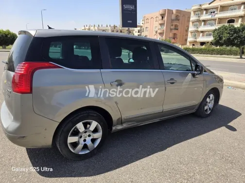 Peugeot 5008 2014 Champagne Used for Sale - 3