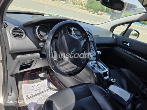 Peugeot 5008 2014 Champagne Used for Sale - 6