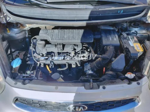 Kia Picanto 2016 White Used for Sale - 8