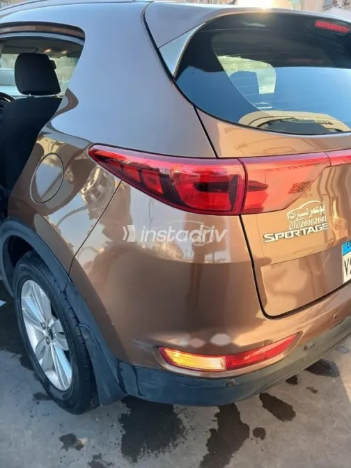 Kia Sportage 2017 White Used for Sale - 3