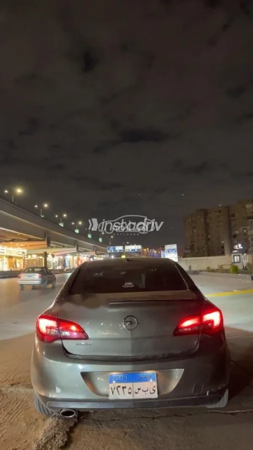 اوبل أسترا 2021 أبيض مستعملة للبيع - 5