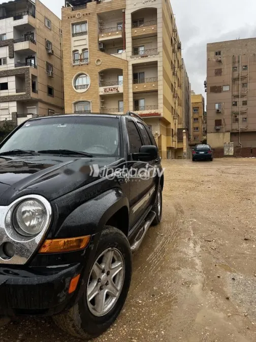 Jeep Liberty 2006 Black Used for Sale - 8