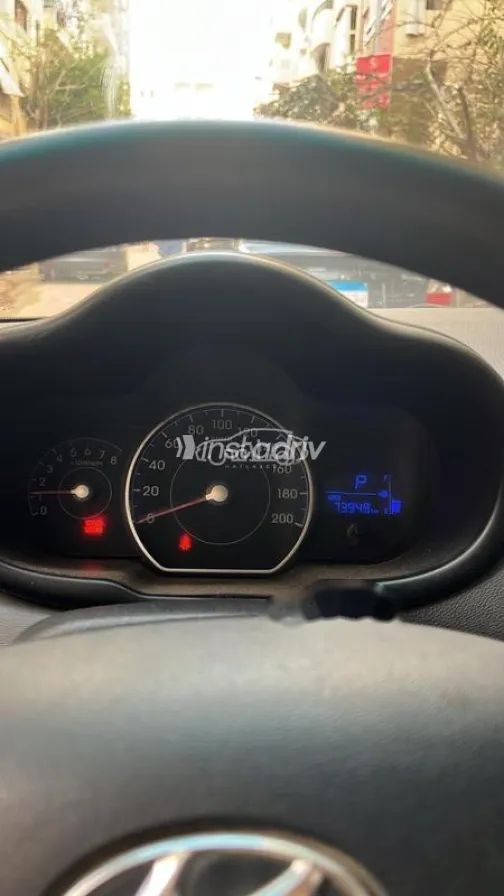 هيونداي I10 2015 رمادي مستعملة للبيع - 3