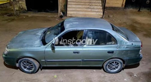 Hyundai Verna 2004 Olive Green Used for Sale - 5