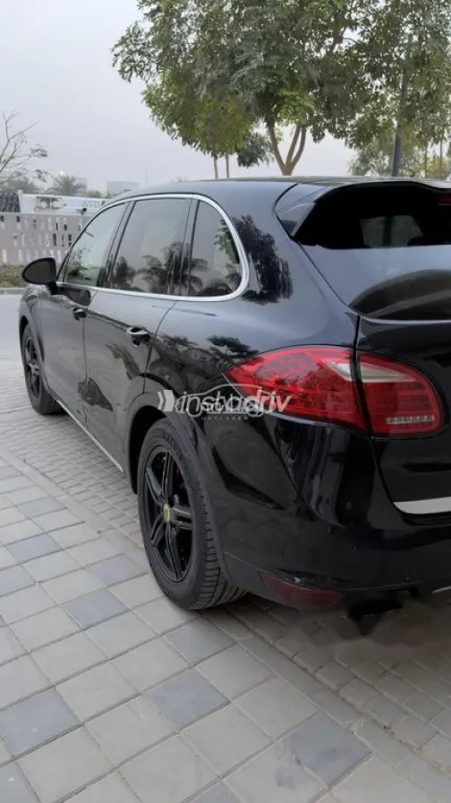 Porsche Cayenne S 2012 Black Used for Sale - 5
