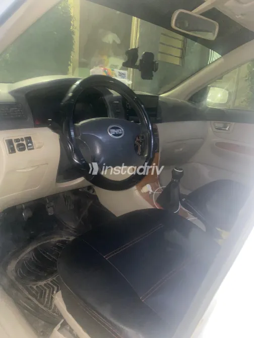 بى واى دى‬ F3 2018 أبيض مستعملة للبيع - 5