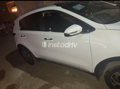 كيا سبورتاج 2020 أبيض مستعملة للبيع - 3