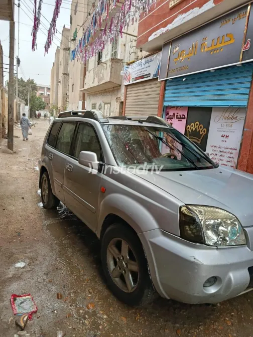 Nissan XTrail 2013 White Used for Sale - 6