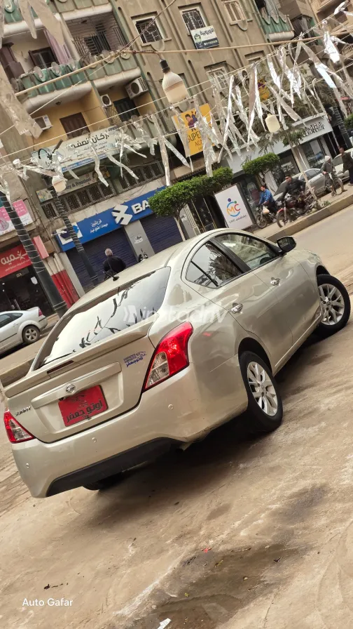Nissan Sunny 2022 White Used for Sale - 1
