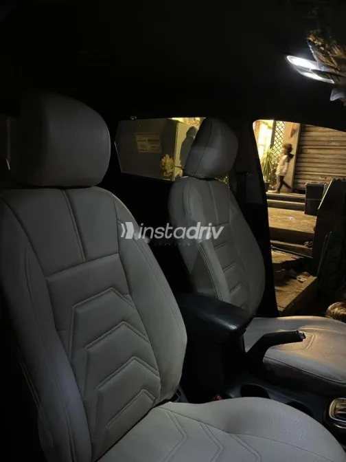 كيا كارينز 2014 موكا مستعملة للبيع - 9