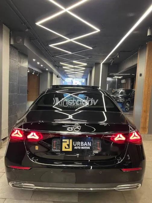 Mercedes E 200 AMG 2024 Black Used for Sale - 3