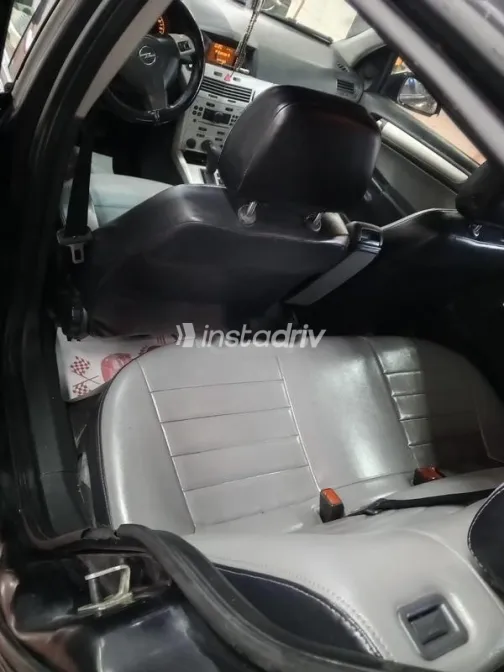 Opel Astra 2008 Black Used for Sale - 10