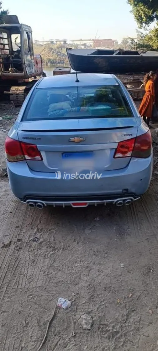 Chevrolet Cruze 2010 Cyan Used for Sale - 3
