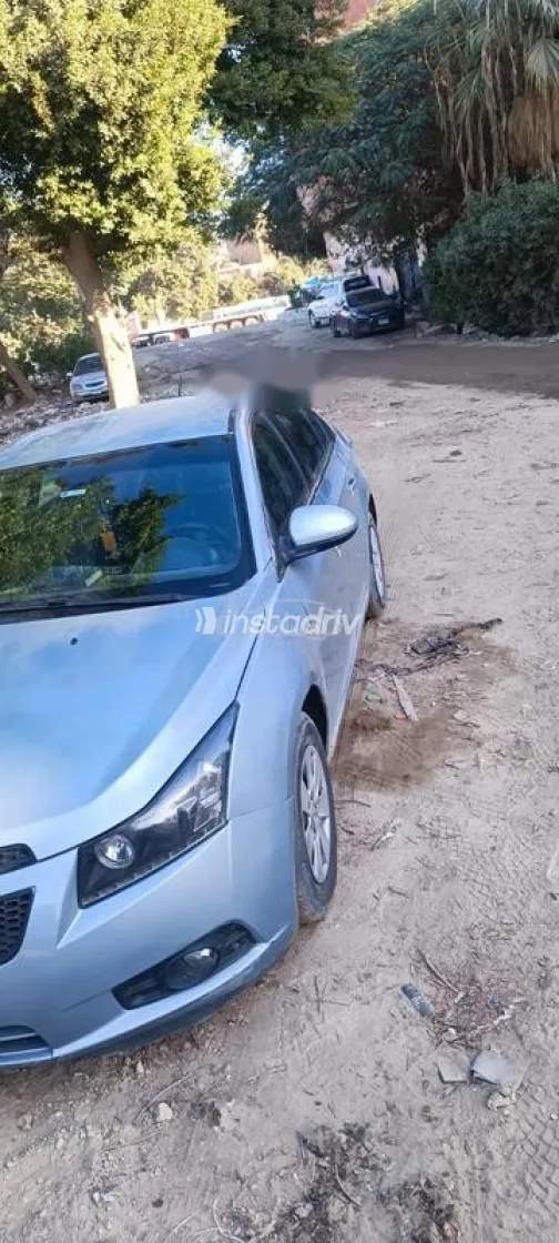 Chevrolet Cruze 2010 Cyan Used for Sale - 5