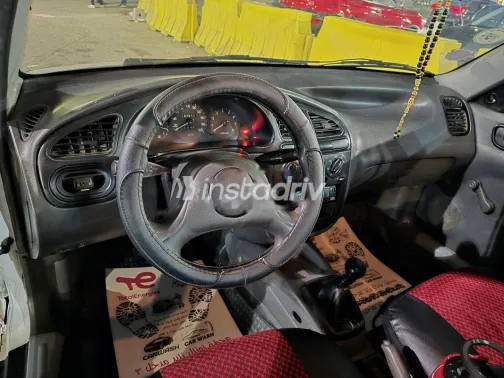 شيفروليه لانوس 2009 أبيض مستعملة للبيع - 2