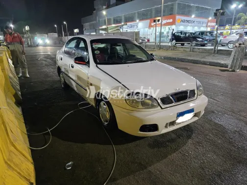 شيفروليه لانوس 2009 أبيض مستعملة للبيع - 5