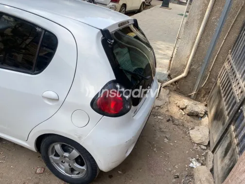 جيلي باندينو 2011 أبيض مستعملة للبيع - 1