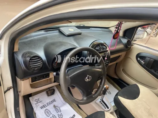 جيلي باندينو 2011 أبيض مستعملة للبيع - 6