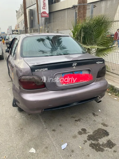 هيونداي اكسنت 1999 أبيض مستعملة للبيع - 3
