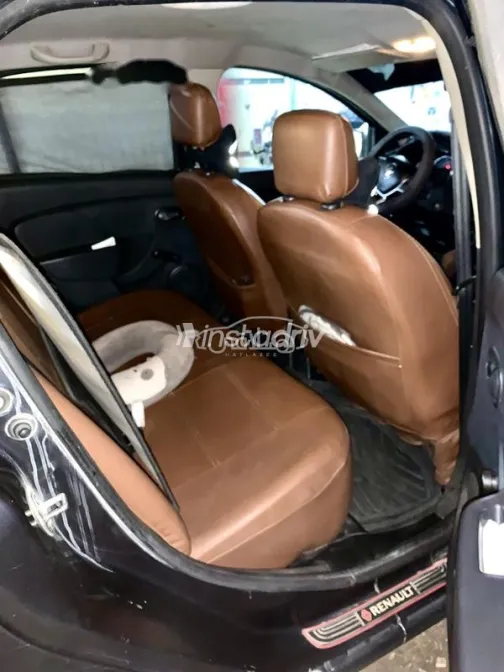 Renault Logan 2019 White Used for Sale - 6