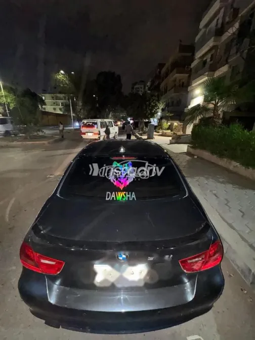 بي ام دبليو 318 2009 رمادي غامق مستعملة للبيع - 5