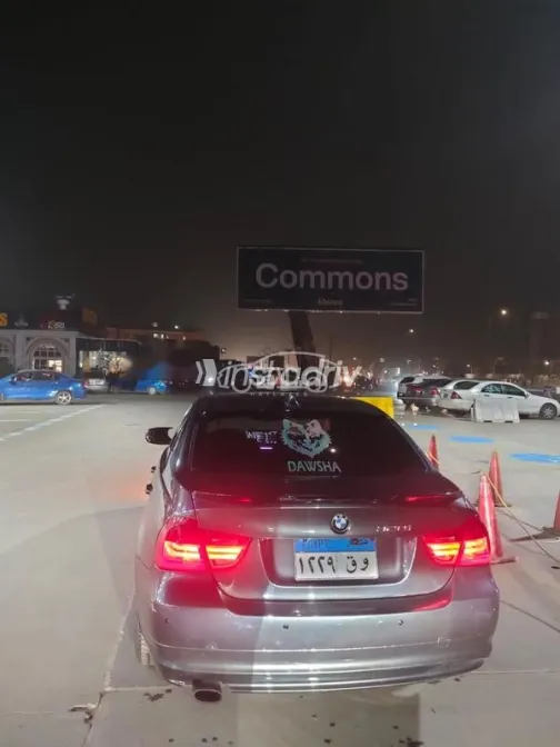 بي ام دبليو 318 2009 رمادي غامق مستعملة للبيع - 8