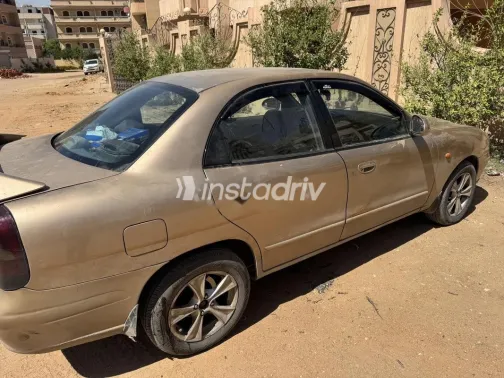 Daewoo Nubira 2 2005 Beige Used for Sale - 2