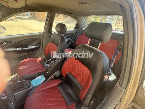 Daewoo Nubira 2 2005 Beige Used for Sale - 9