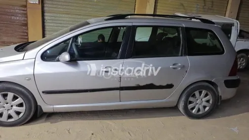 بيجو 307 2007 رمادي مستعملة للبيع - 1