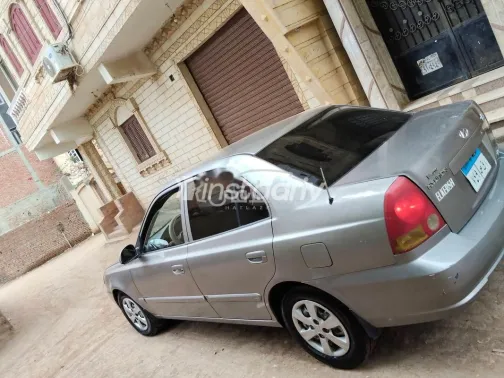 Hyundai Verna 2016 White Used for Sale - 2