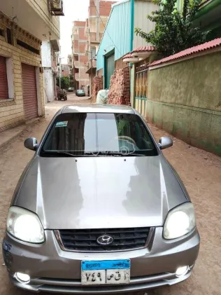 Hyundai Verna 2016 White Used for Sale