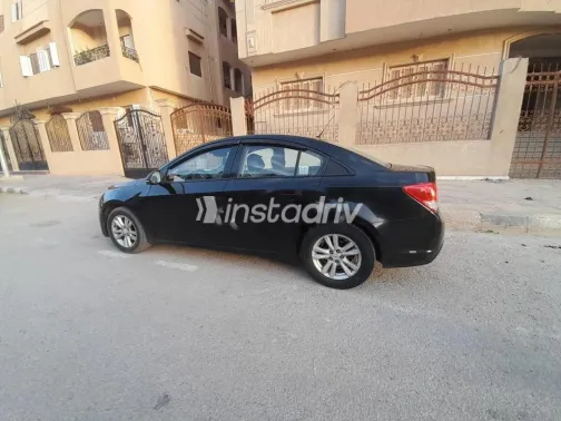 Chevrolet Cruze 2015 Brown Used for Sale - 3