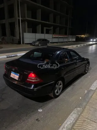 مرسيدس C 230 2007 أسود مستعملة للبيع