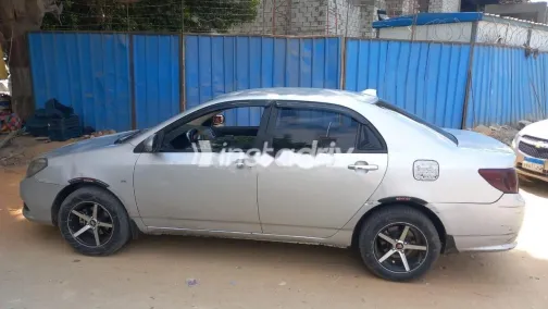 بى واى دى‬ F3 2019 أبيض مستعملة للبيع - 5