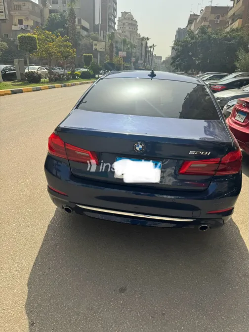 بي ام دبليو 520 2019 أبيض مستعملة للبيع - 1