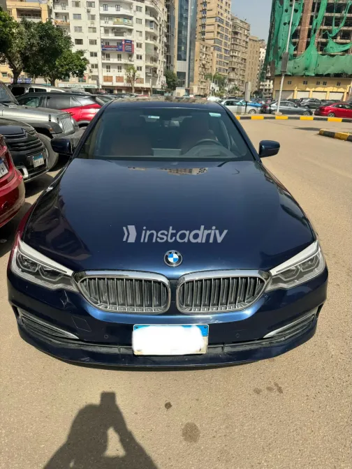 بي ام دبليو 520 2019 أبيض مستعملة للبيع - 7