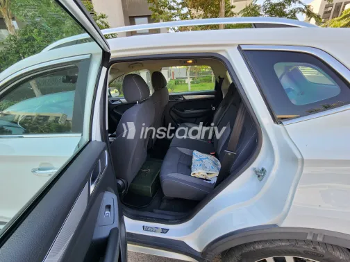 ام جى ار اكس 5 2019 أبيض مستعملة للبيع - 1