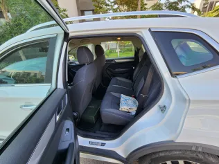 ام جى ار اكس 5 2019 أبيض مستعملة للبيع