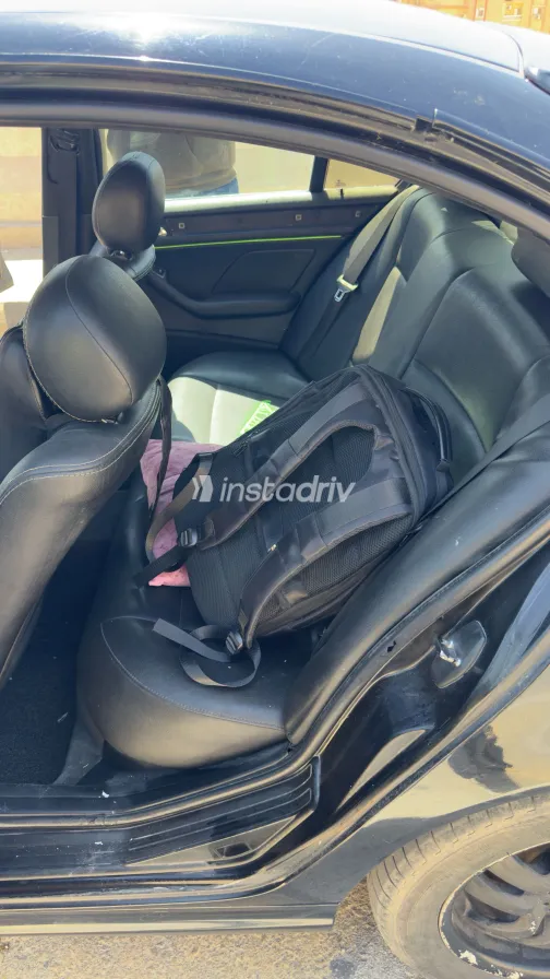 بي ام دبليو 318 2002 أبيض مستعملة للبيع - 1